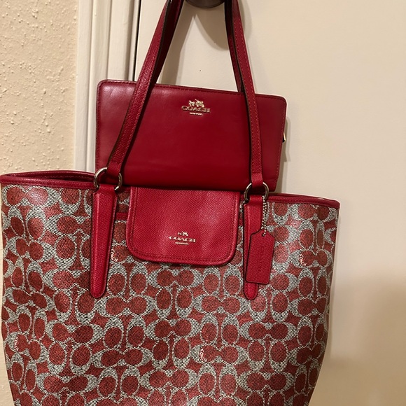 Coach Purse with wallet - Picture 4 of 6